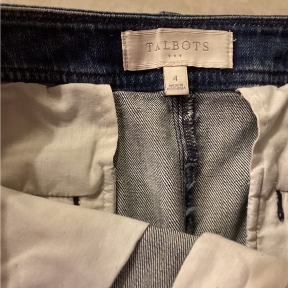TALBOTS Denim Mini Skirt Back Pleat Side Pockets Sz 4 - Picture 6 of 9